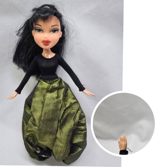 Bratz Behind the Scene Fashion Doll Amelie Haute Couture- BROKEN FINGERS READ - Picture 1 of 16